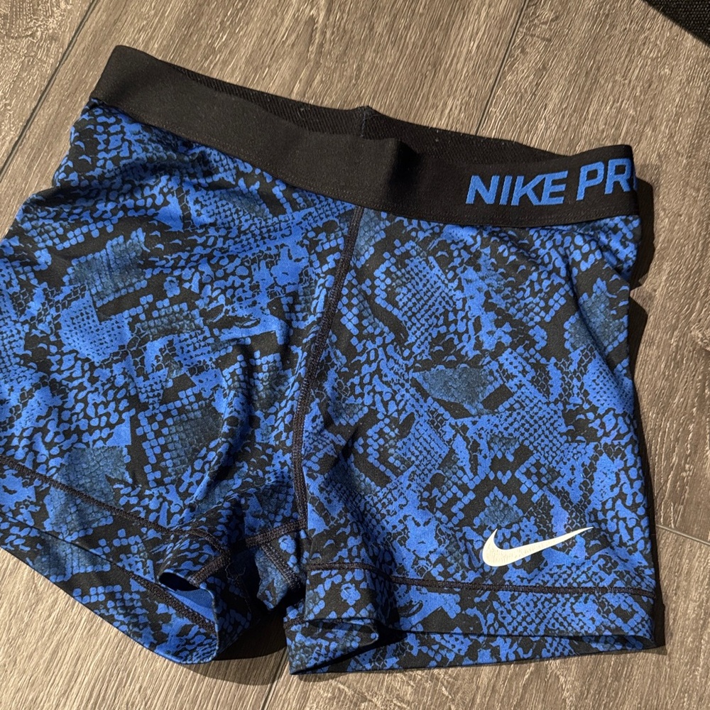 Nike Pro Black and Blue Patterned Shorts